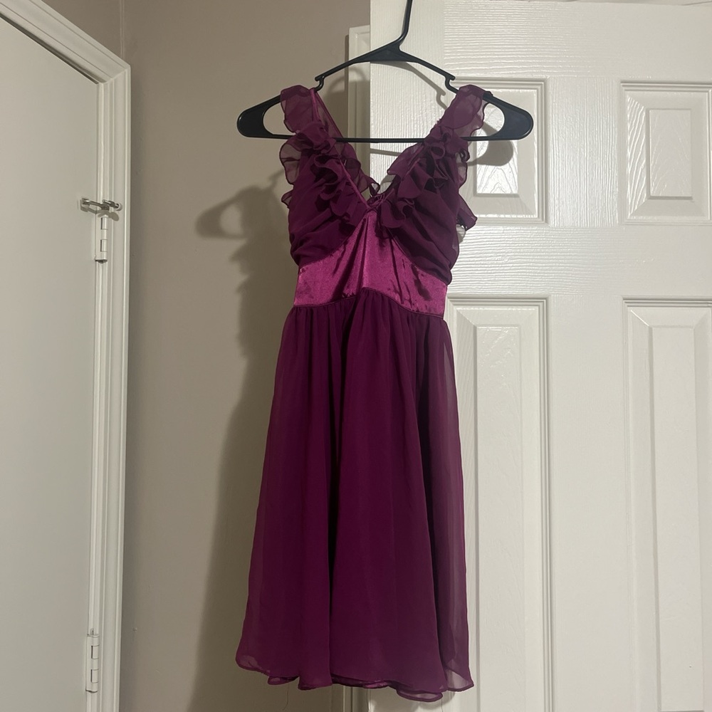Purplish cute dress!